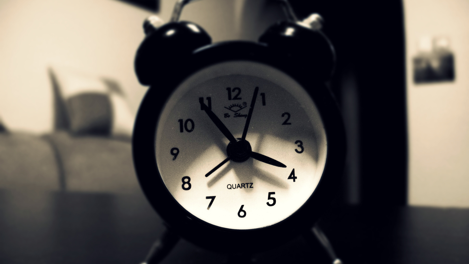Light Upsets Teen Sleep Clock 37